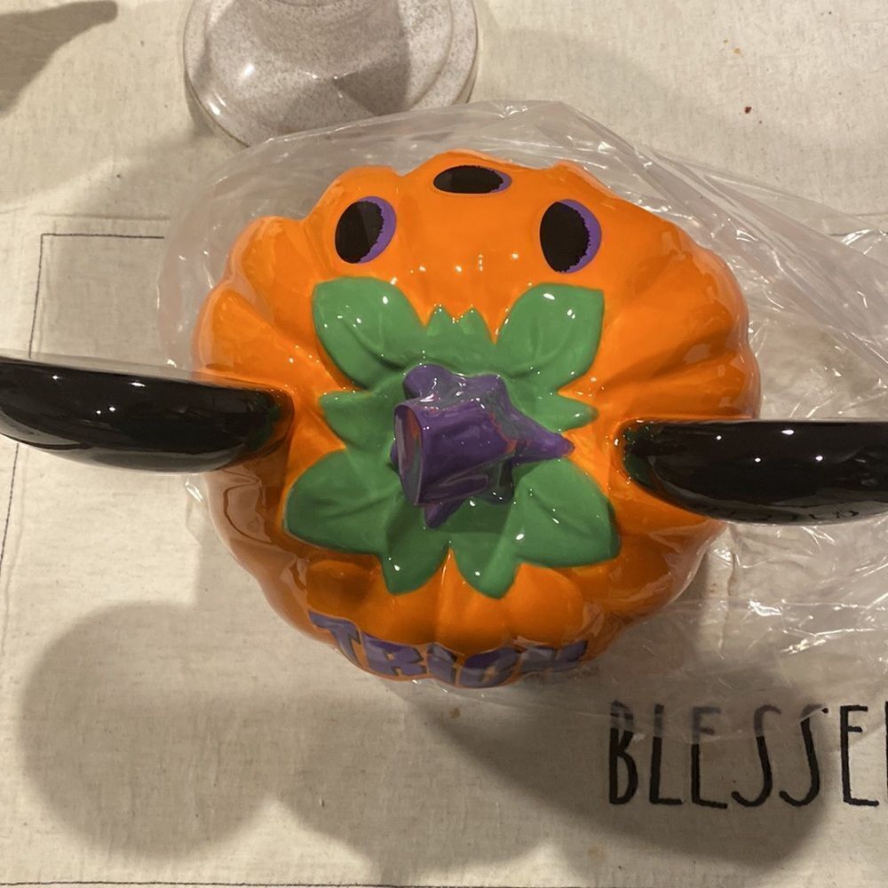 New Disney Collectible Halloween Mickey Candy Dish - Picture 5 of 7